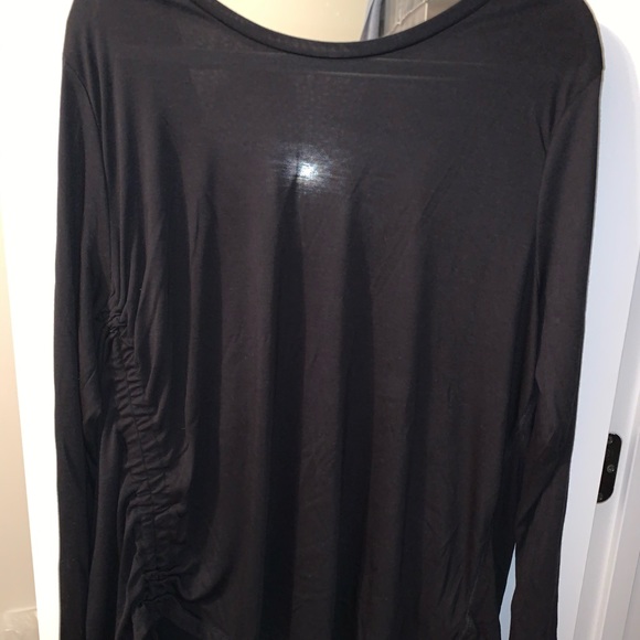 Old Navy Active Top - Picture 1 of 3